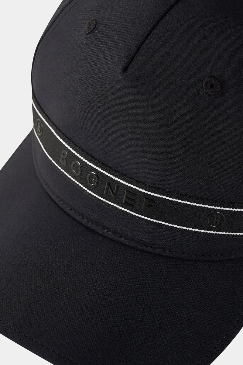 Cap Sammy in Black 4