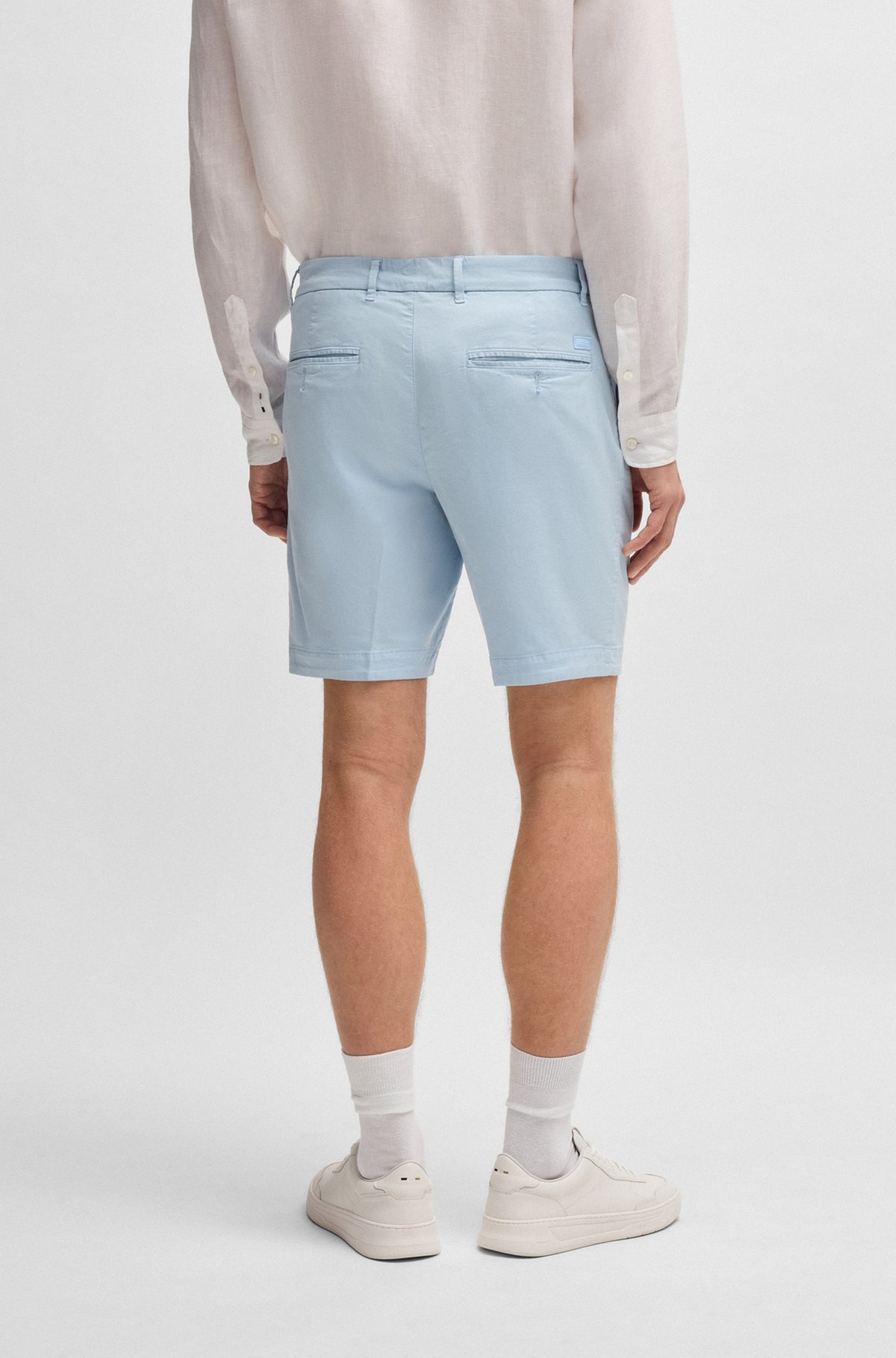 SLIM-FIT SHORTS IN STRETCH-COTTON TWILL - 4
