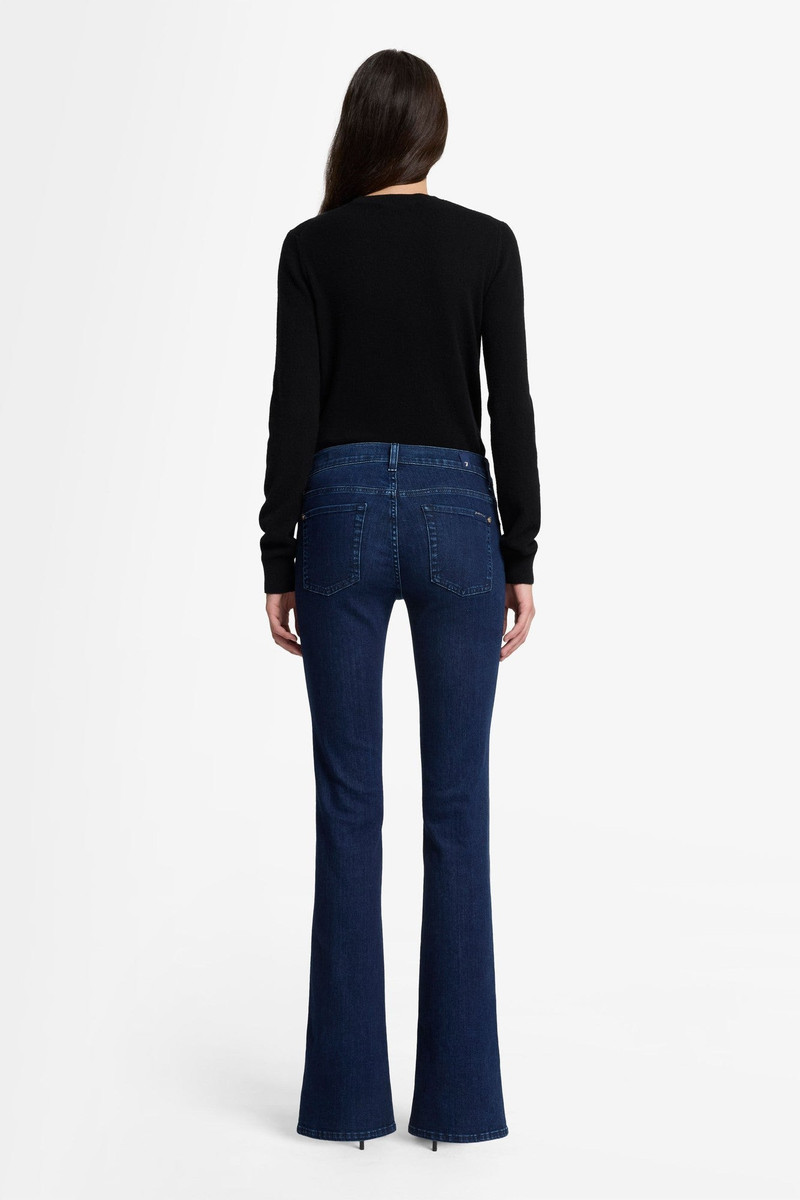 BOOTCUT in Slim Illusion 5