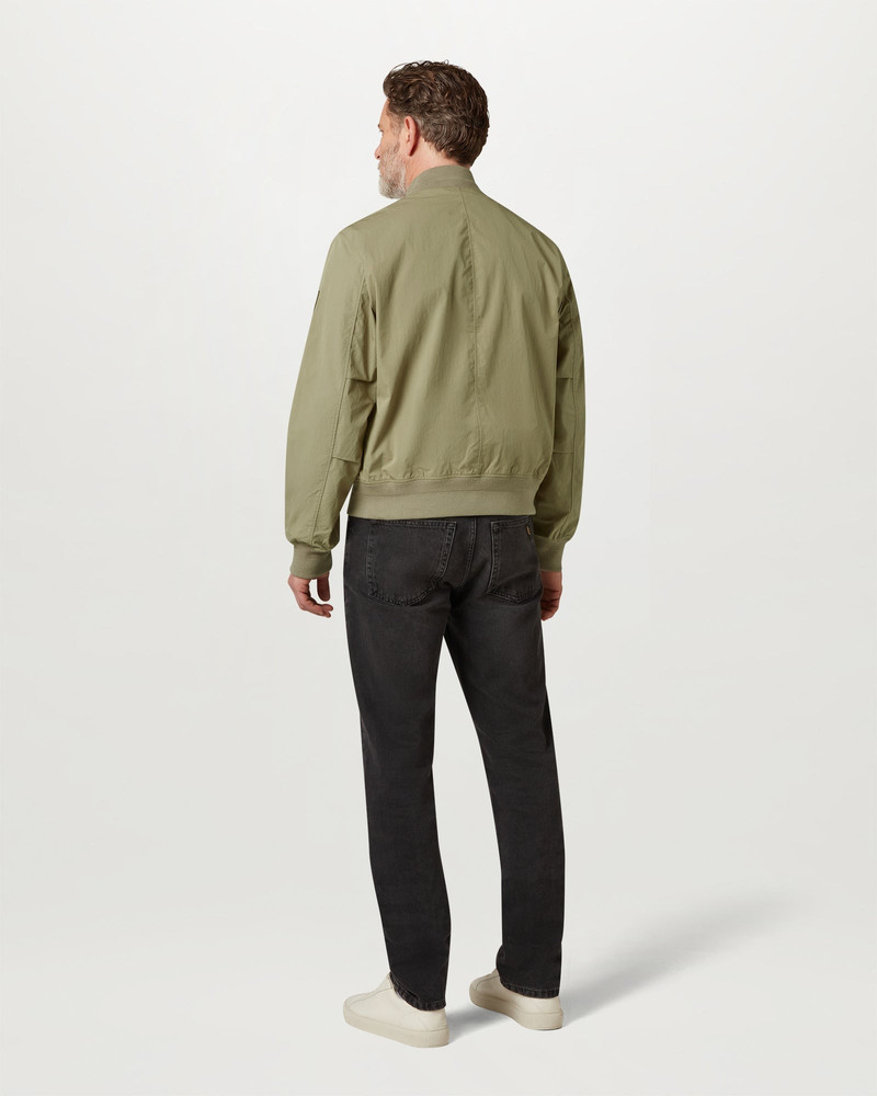 CARRIER JACKET 4