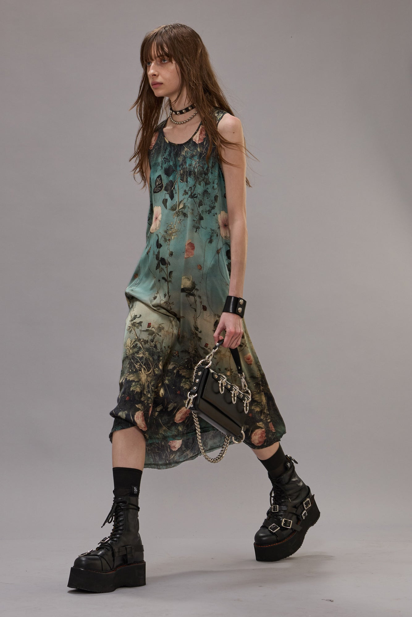 SLEEVELESS MIDI - 2