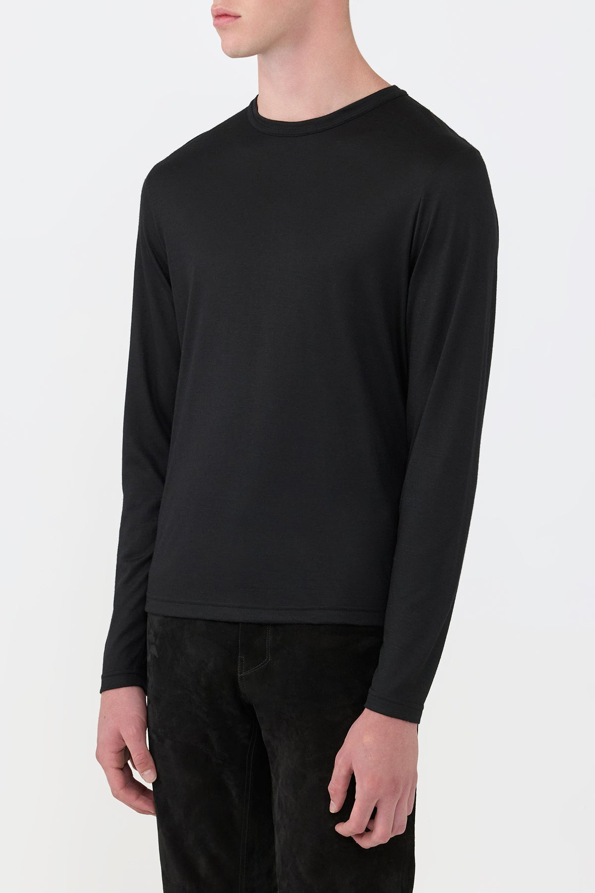 Owen Tee in Black Cashmere - 3