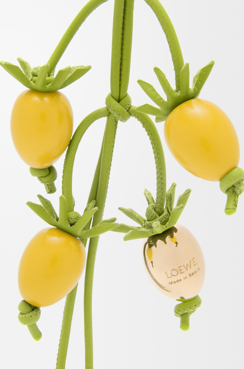 Loewe Tomato vine charm in classic calfskin outlook