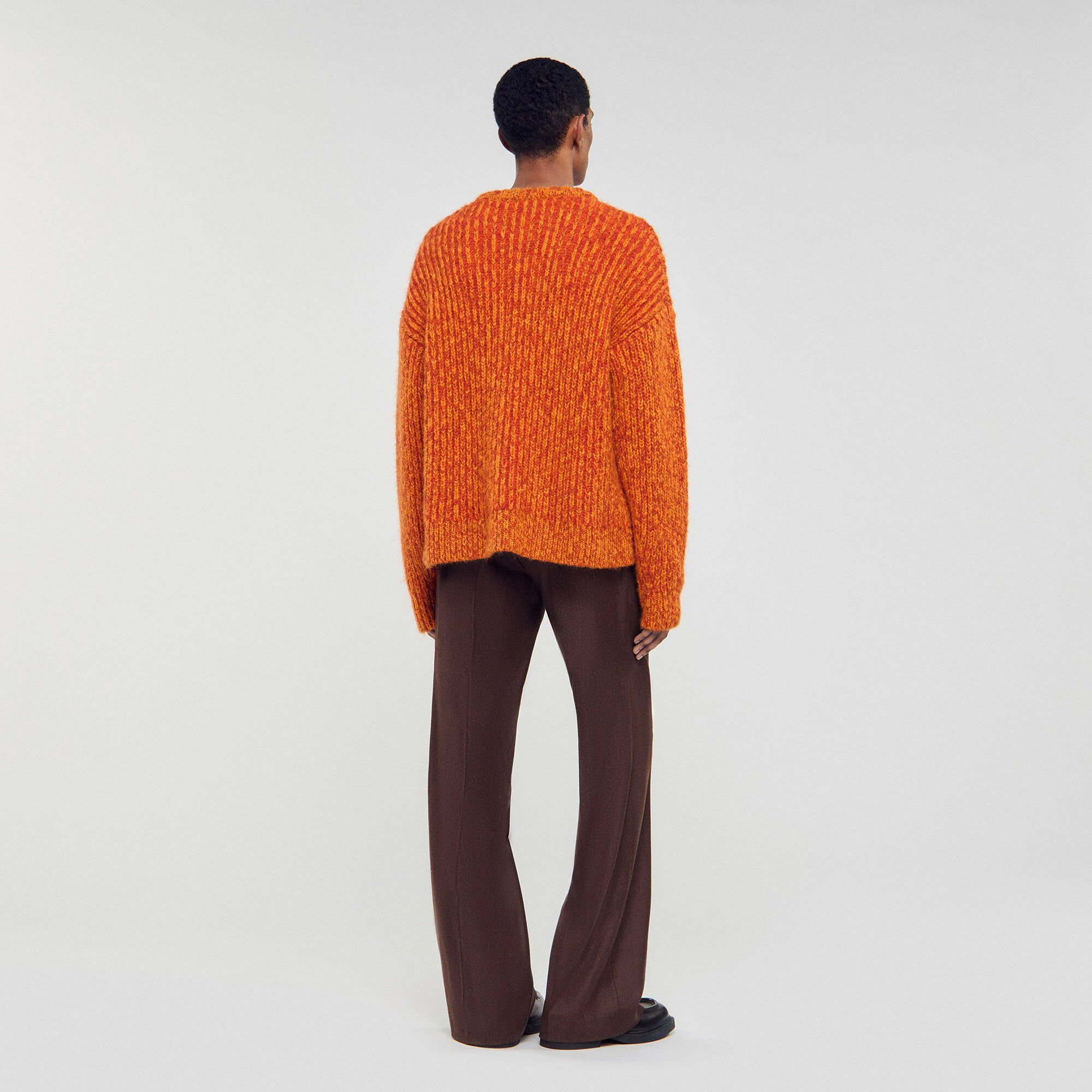 ROUND NECK LONG-SLEEVE SWEATER - 5