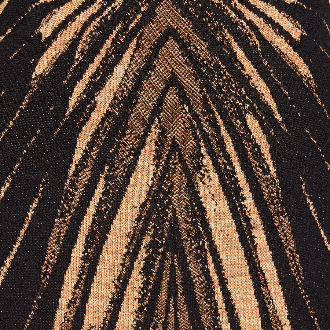 Short knit dress with Ray of Gold print - 5