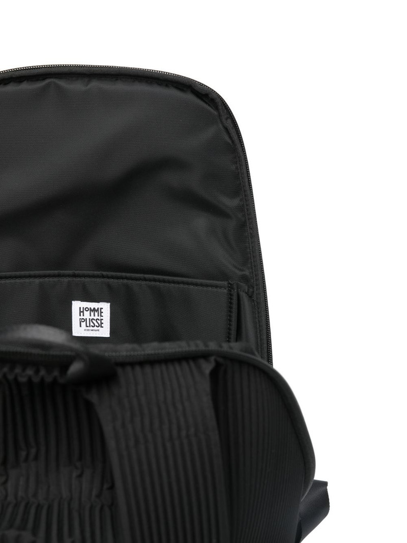 pleated-effect backpack 5