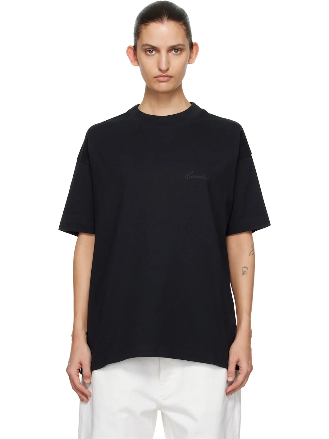 Black Classic T-shirt - 1