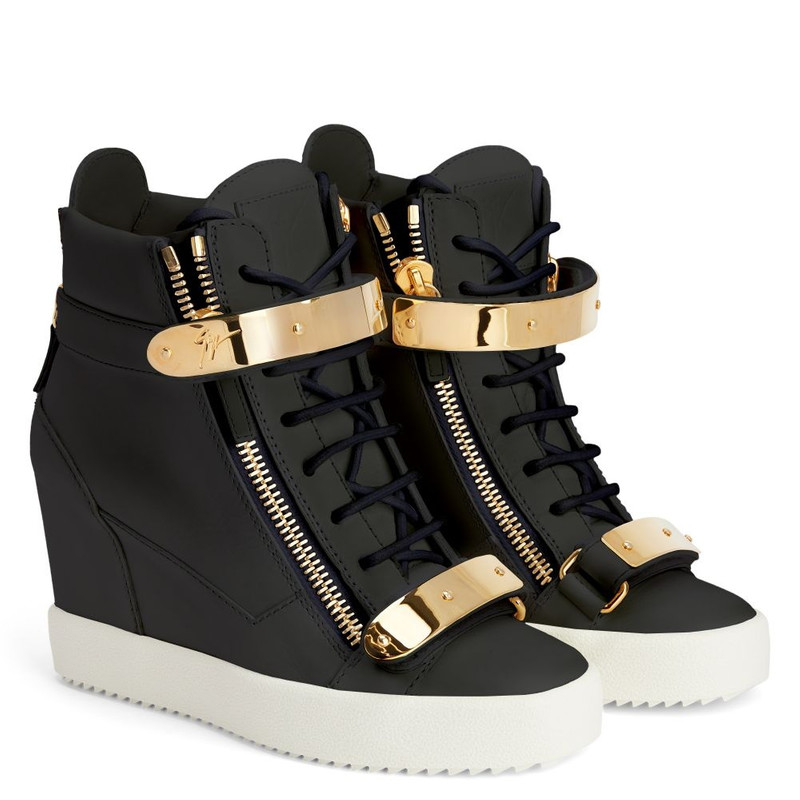 Giuseppe Zanotti Coby Wedge outlook