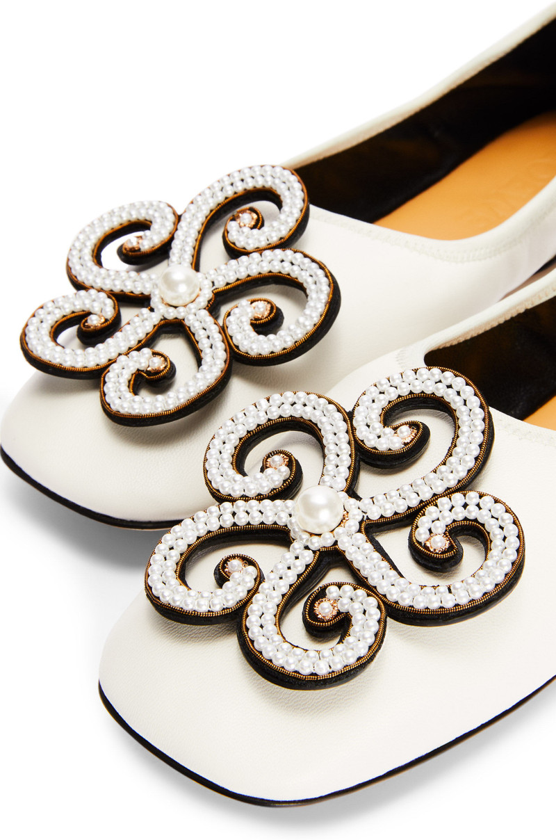 Flower brooch balerina in lambskin 4