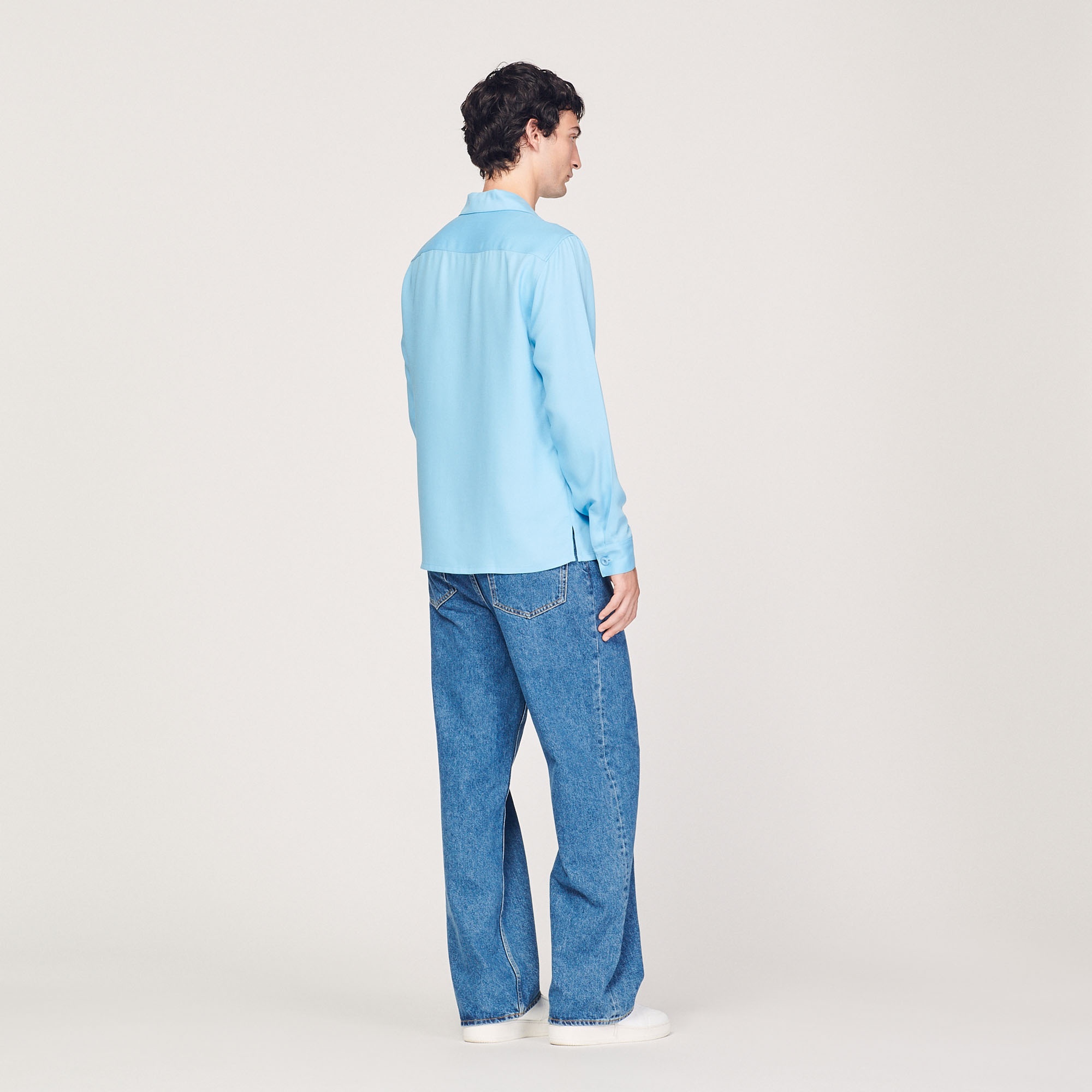 Floaty shirt with spread collar - 6