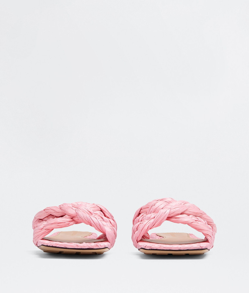 Bottega Veneta stretch outlook