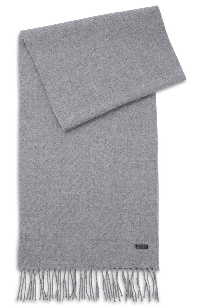 WOOL SCARF WITH LOGO LABEL AND TWISTED FRINGES 1