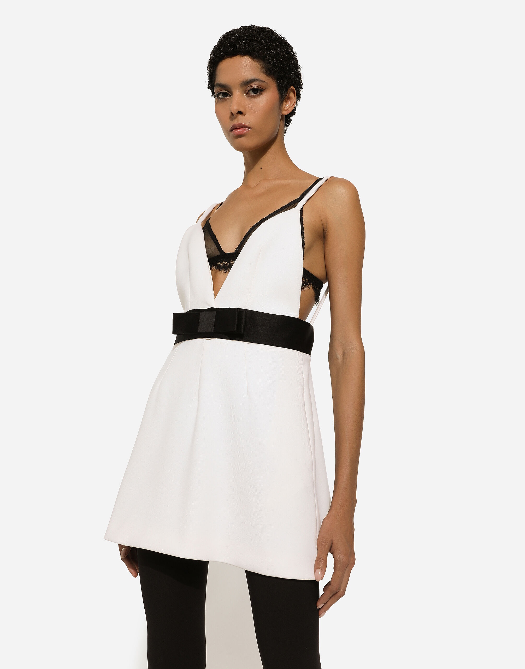 Short woolen dress with satin belt and straps - 10