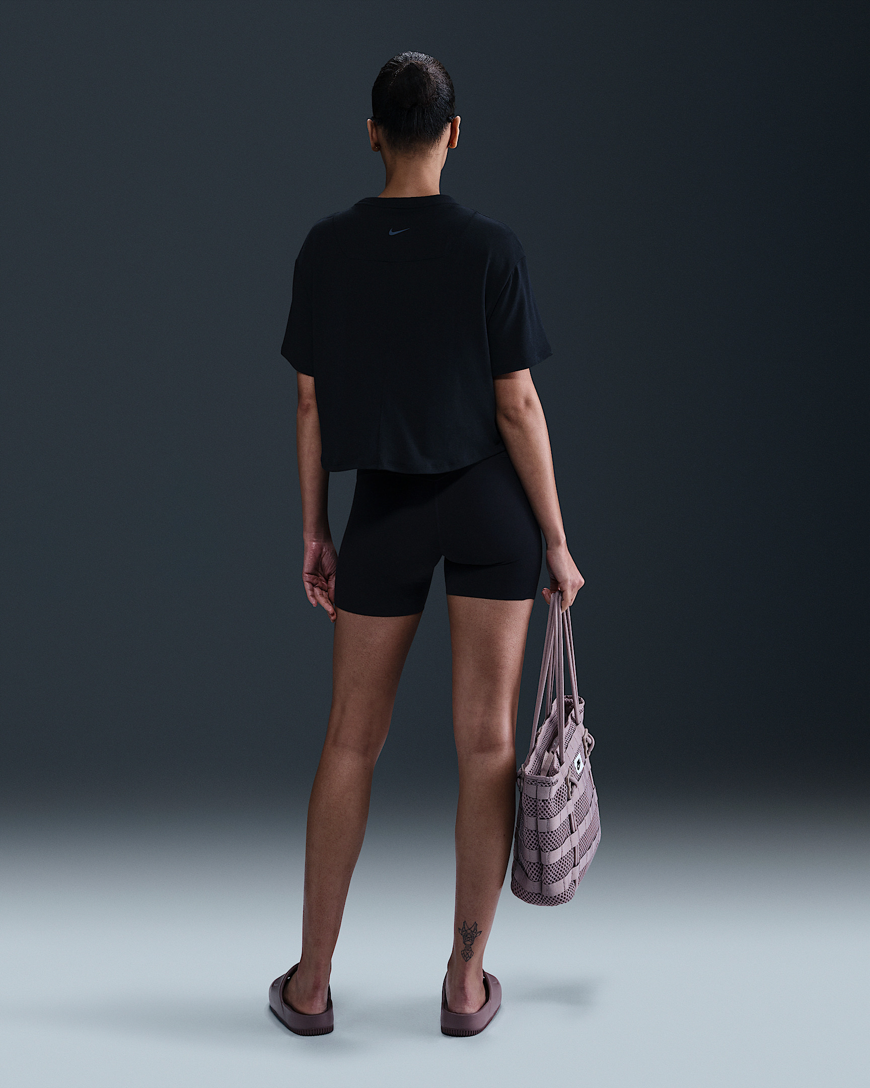 Nike One Relaxed Women's Dri-FIT Cropped Short-Sleeve Top - 5