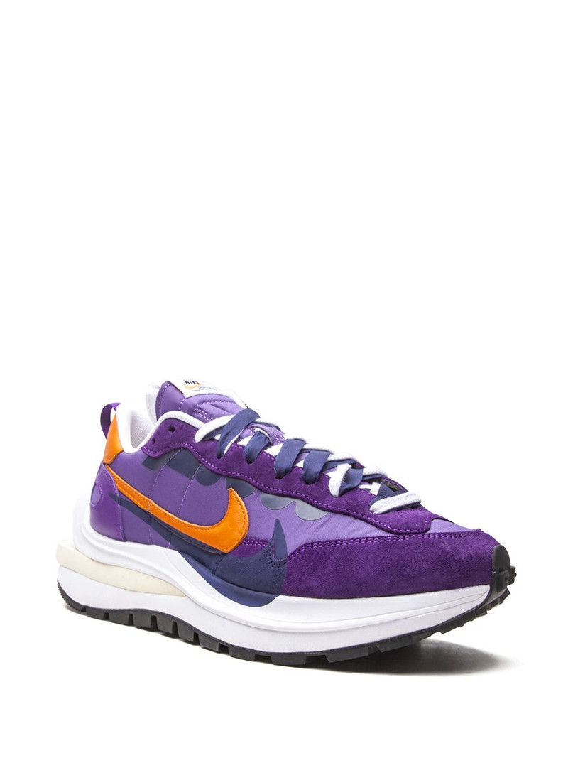 Nike x sacai VaporWaffle "Dark Iris" sneakers outlook