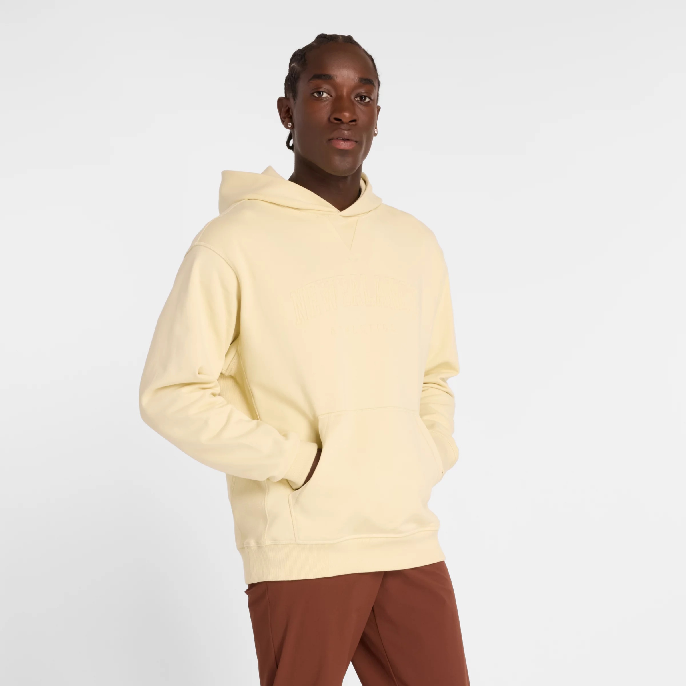 【New Balance】☆お洒落☆Embossed Varsity Hoodie New Balance Men's Embossed Varsity Hoodie | REVERSIBLE
