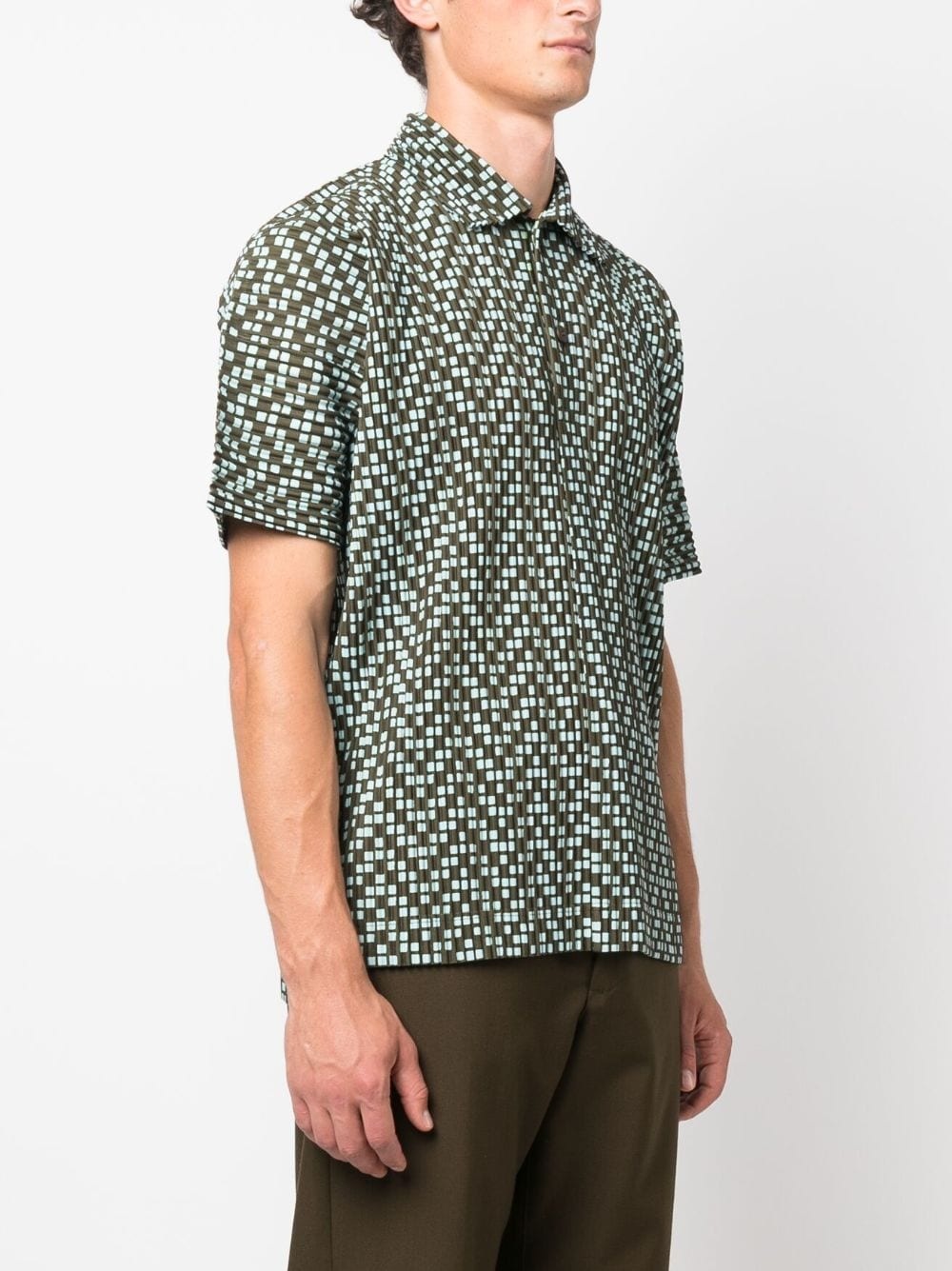 ISSEY MIYAKE graphic-print short-sleeved shirt | REVERSIBLE