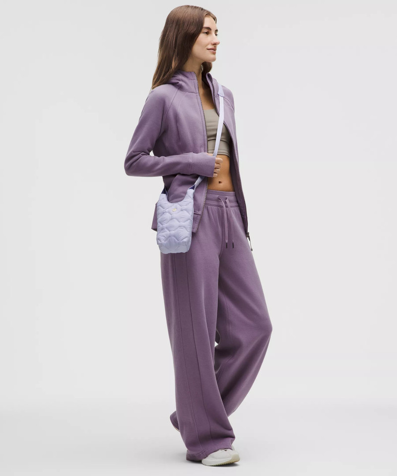 lululemon Quilty Pleasures Phone Crossbody Bag 1L outlook