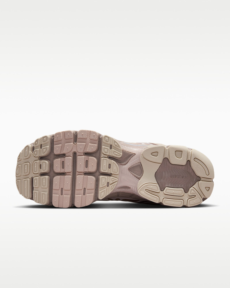 Nike Nike Air Max Moto 2K Women's Shoes outlook