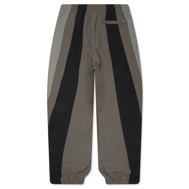AWAKE NY PUSHERMAN TRACKIES - BLACK outlook