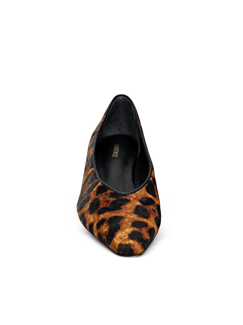 L'AGENCE Suzanne Ballerina Flat outlook