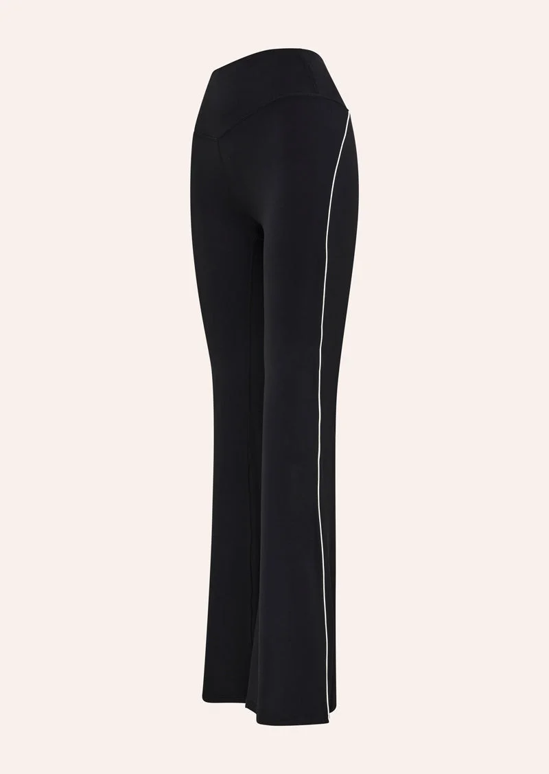PREVIEW PIPING LEGGING IN BLACK & WHISPER WHITE - 1