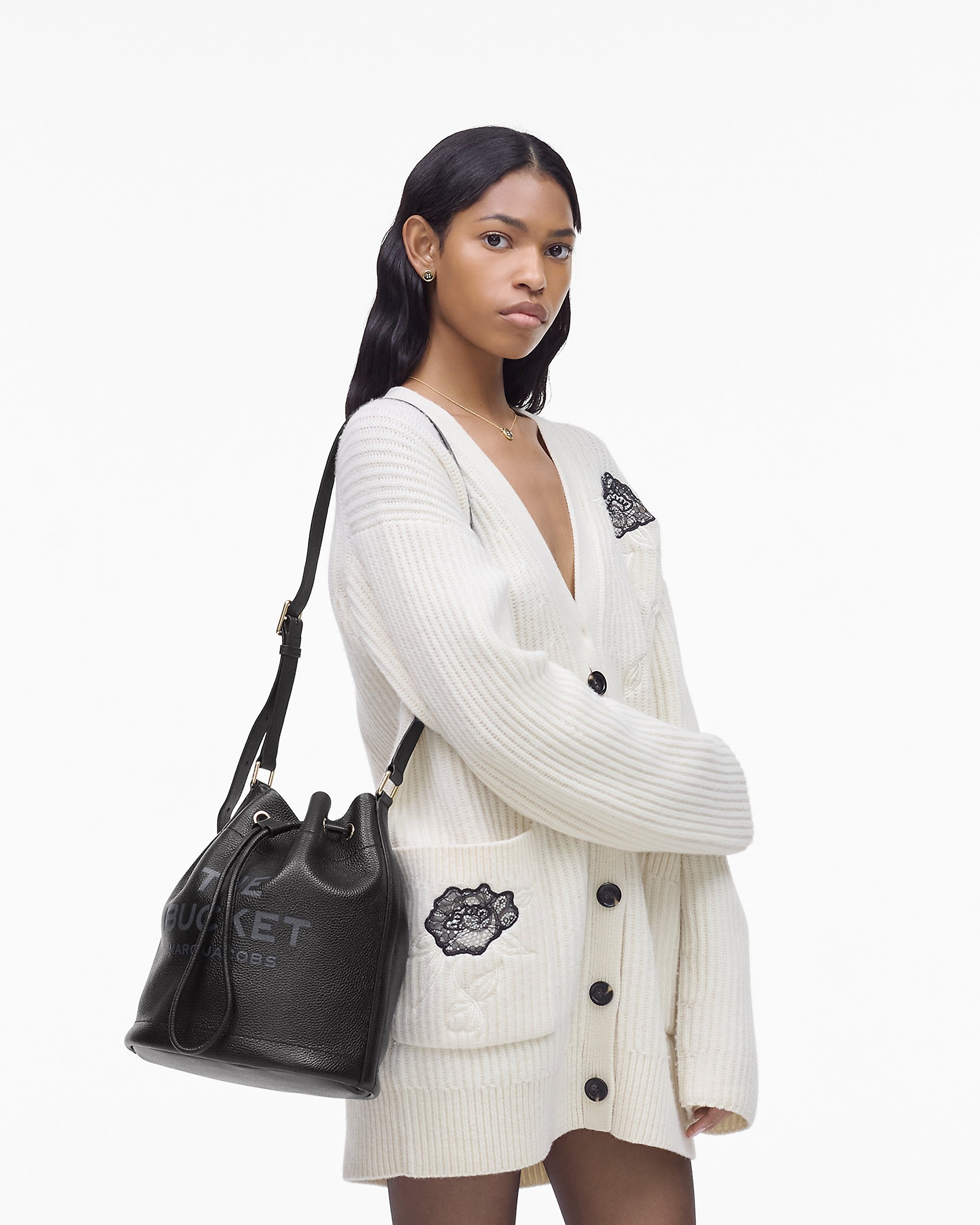 THE LEATHER SHOULDER BUCKET BAG - 2