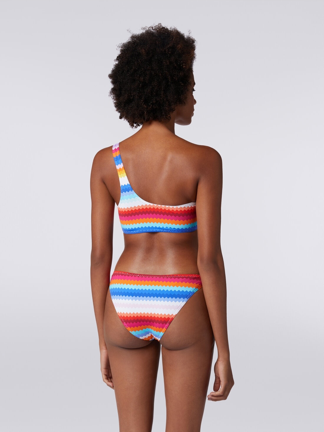 One-shoulder bikini in zigzag print stretch nylon - 4