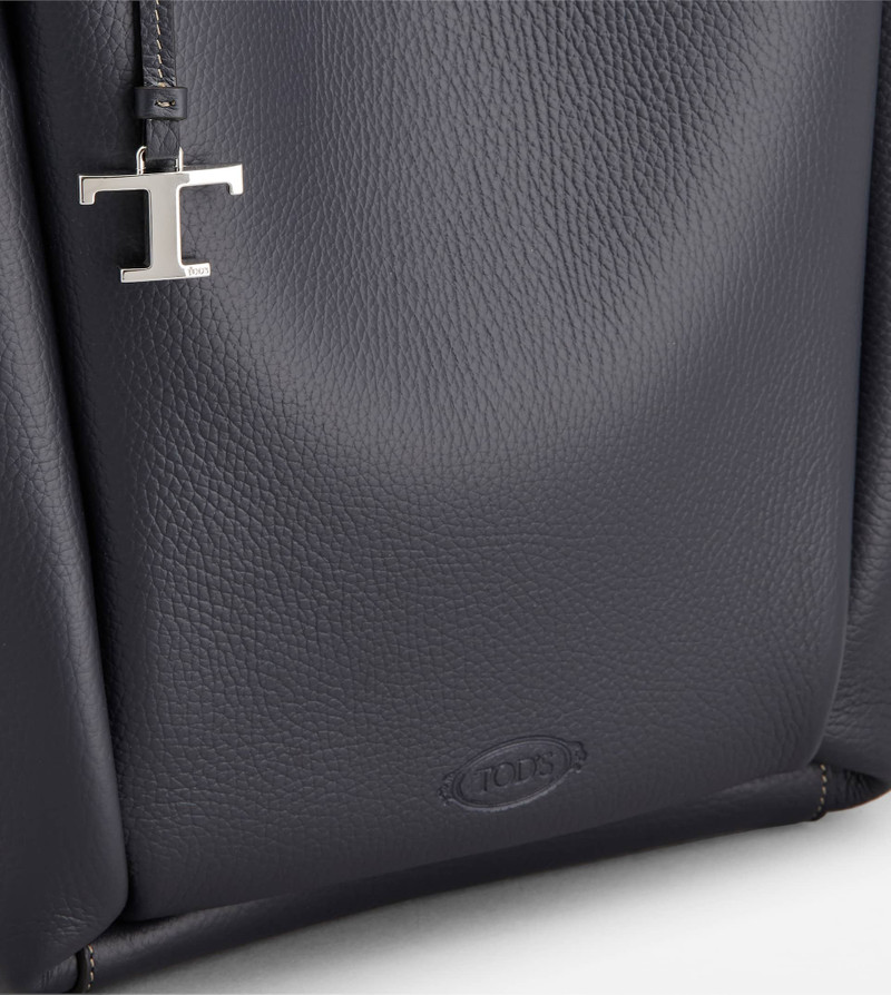 BUCKET BAG IN LEATHER MEDIUM - BLUE, GREY 4