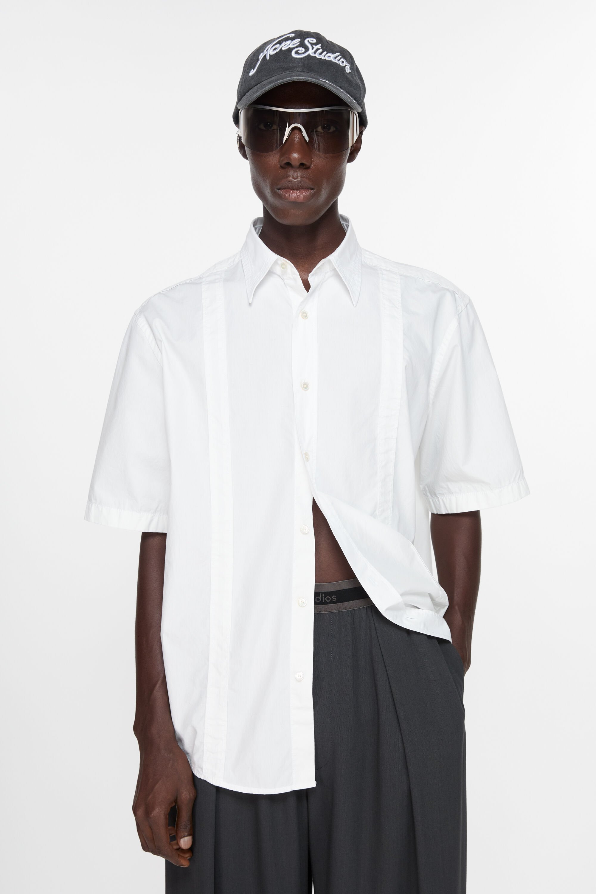 Acne Studios 半袖シャツチュニック34 白 ゆったり 無地 3082 アクネストゥディオズ Acne Studios 半袖シャツチュニック34 白