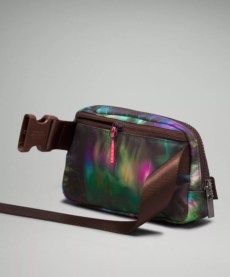 Everywhere Belt Bag 1L *Pride 5