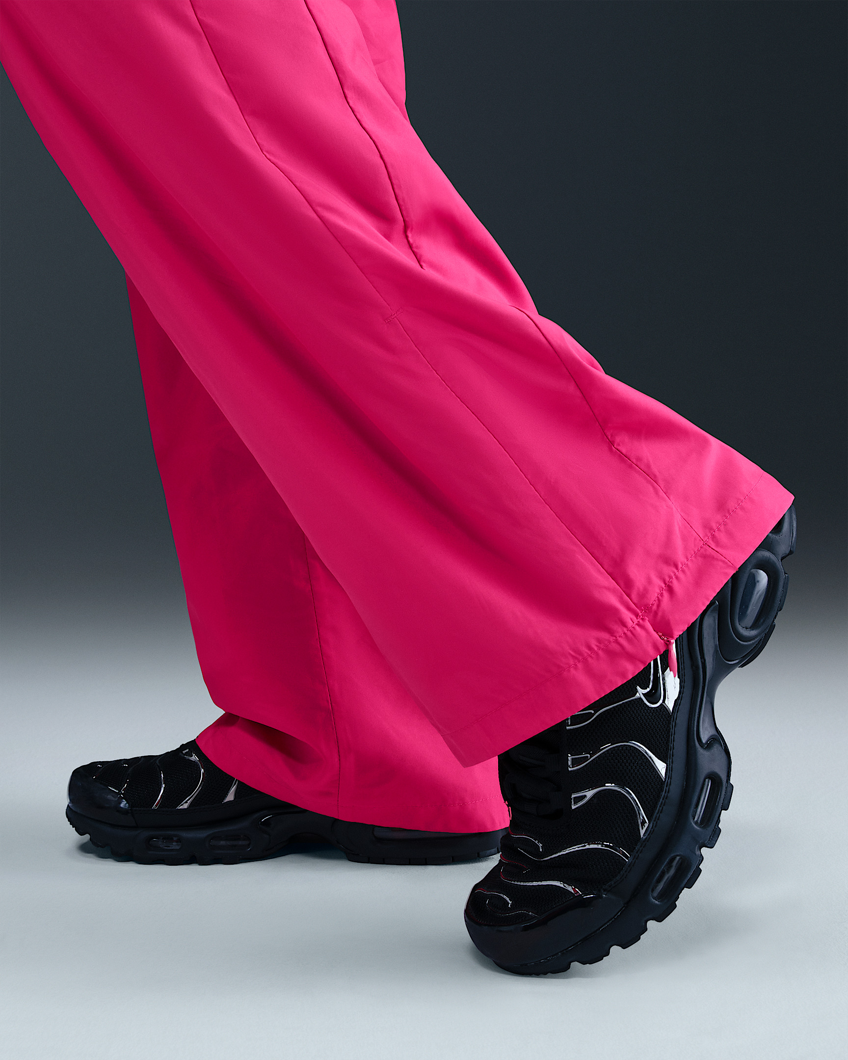 Nike Sportswear Classic Women's Mid-Rise Open-Hem Pants - 6