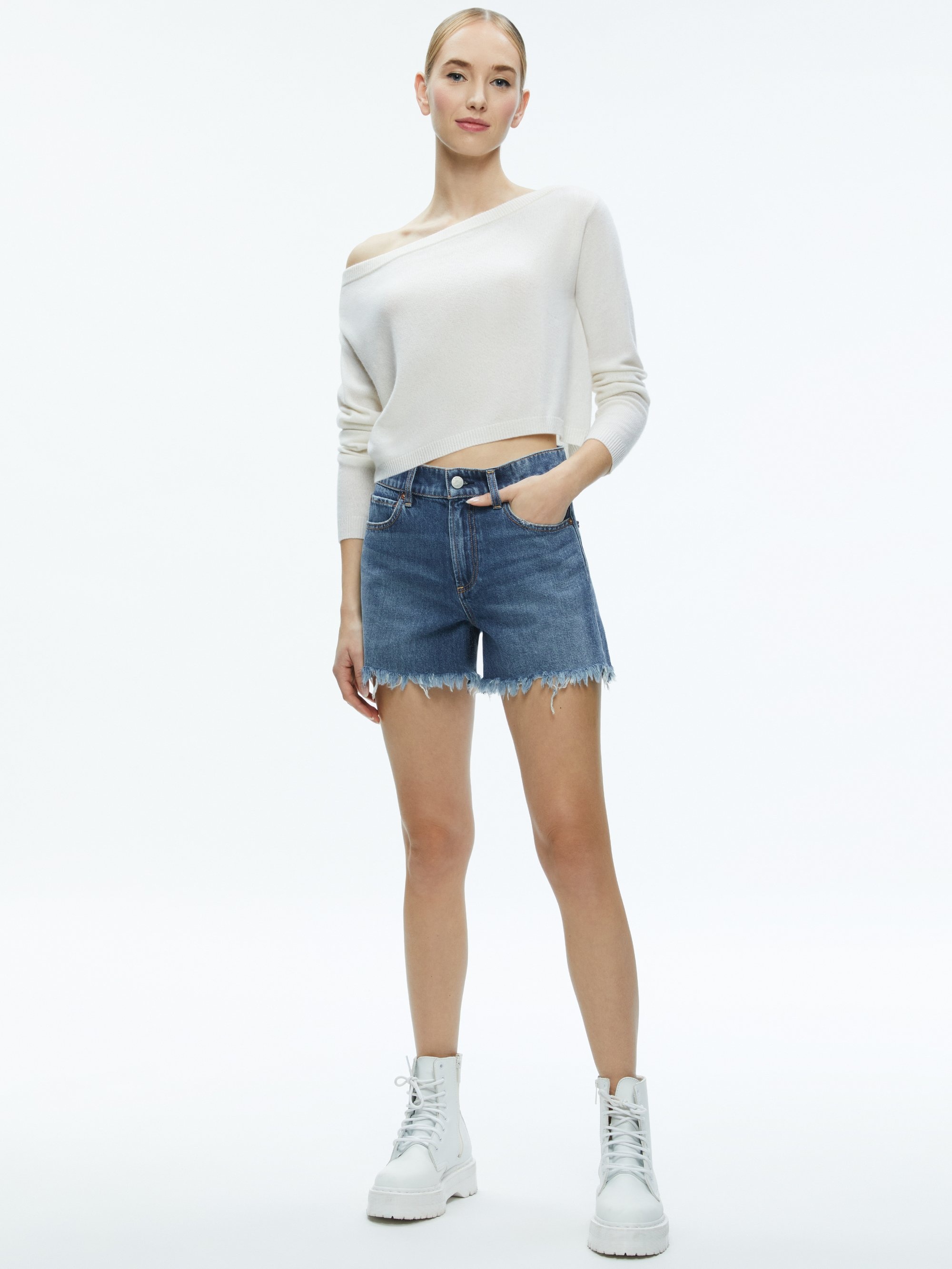 TRISH LOW RISE BAGGY SHORT WITH RAW HEM - 4