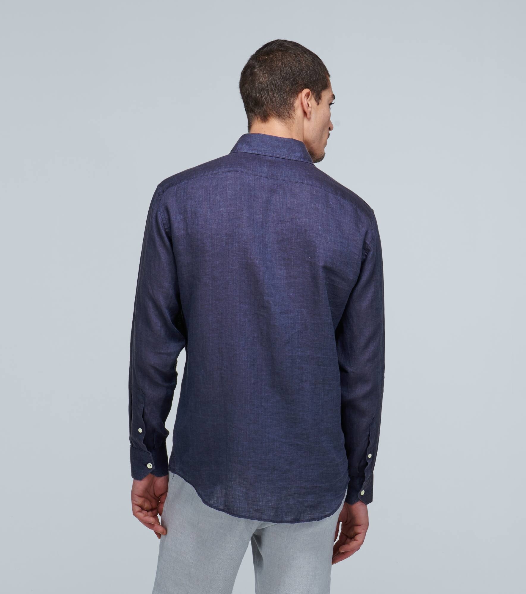 Long-sleeved linen shirt - 4
