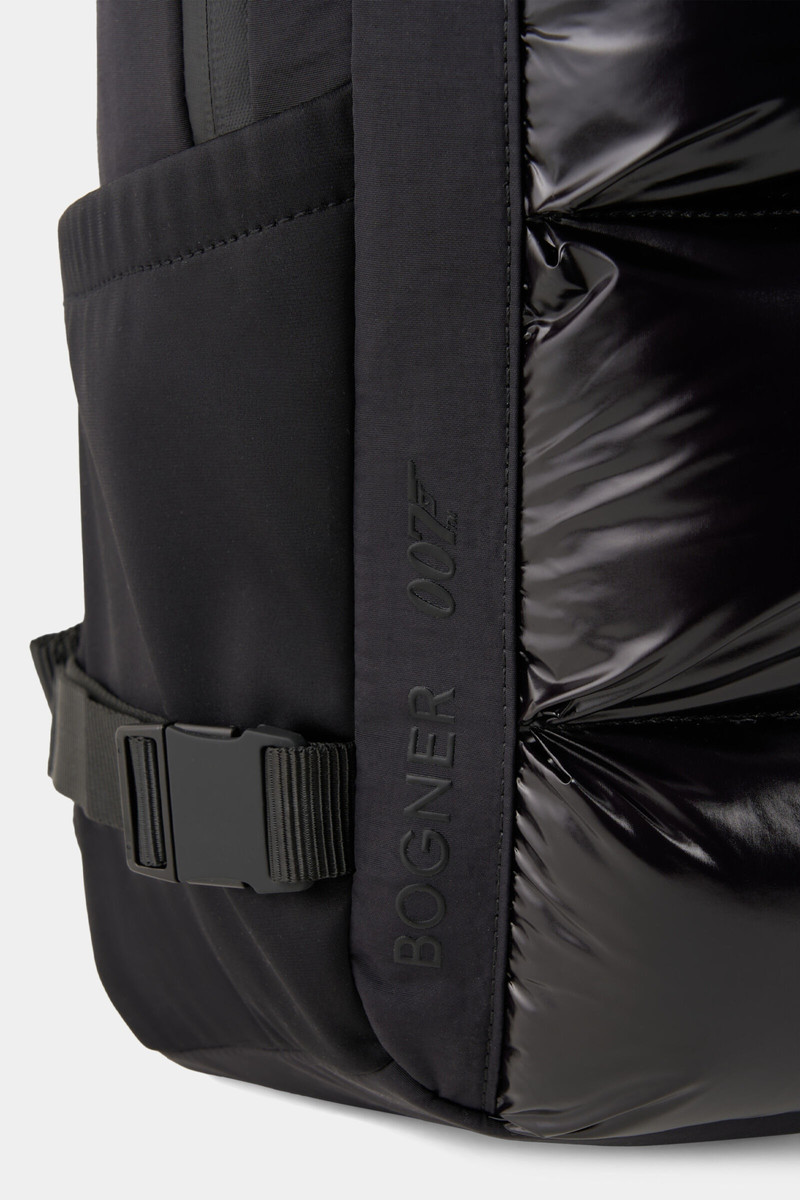 007 Lennard Backpack in Black 6