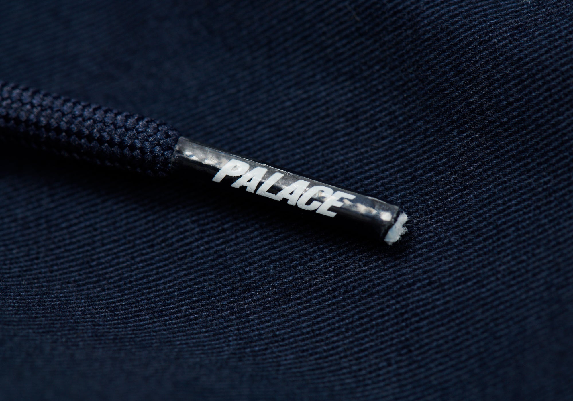 BASICALLY A WASHED COTTON SHORT NAVY - 4