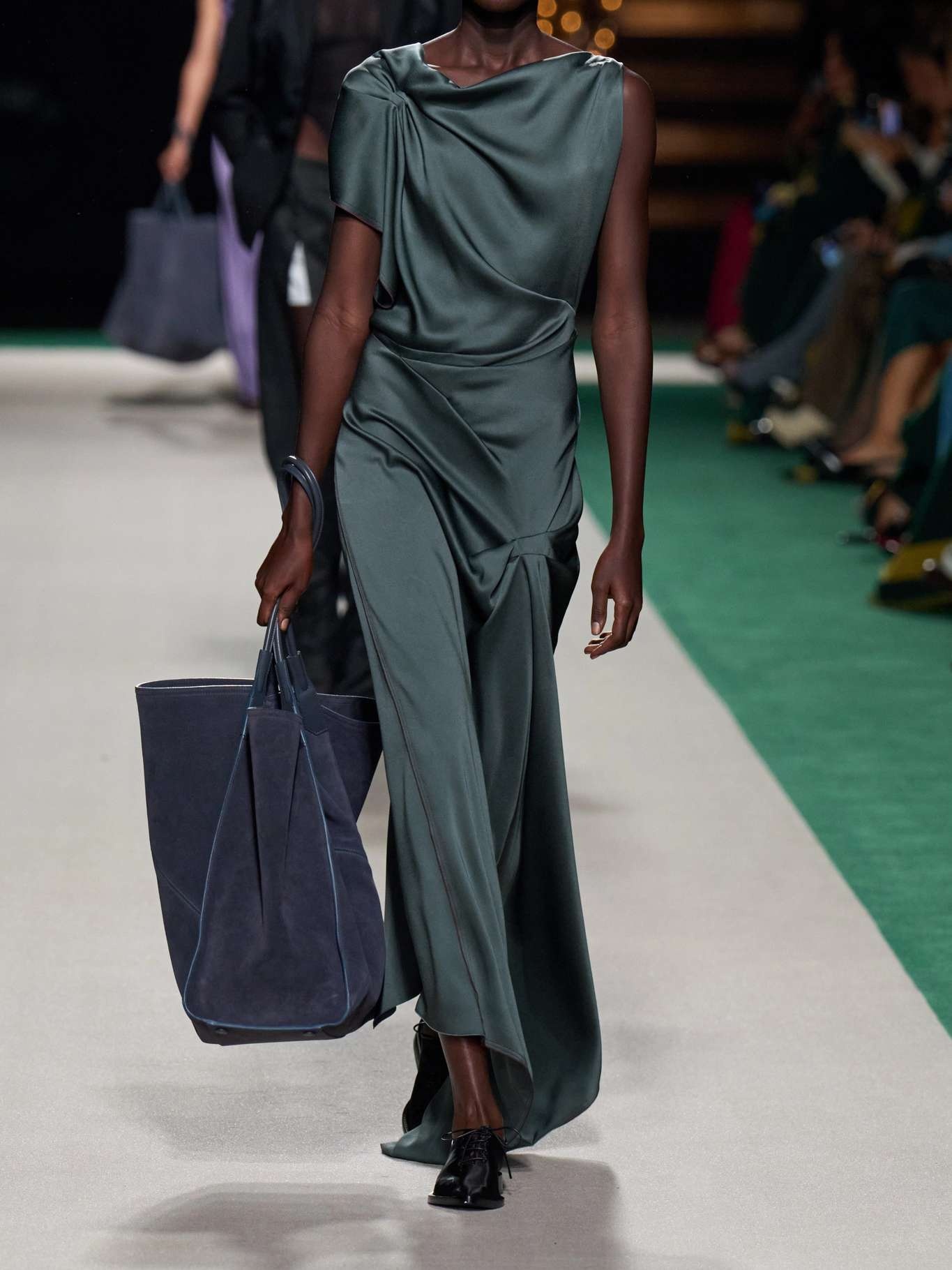 Asymmetric draped satin midi dress Dark gray - 4