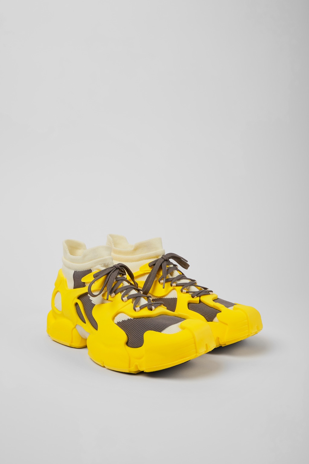 Yellow caged sneakers - 2
