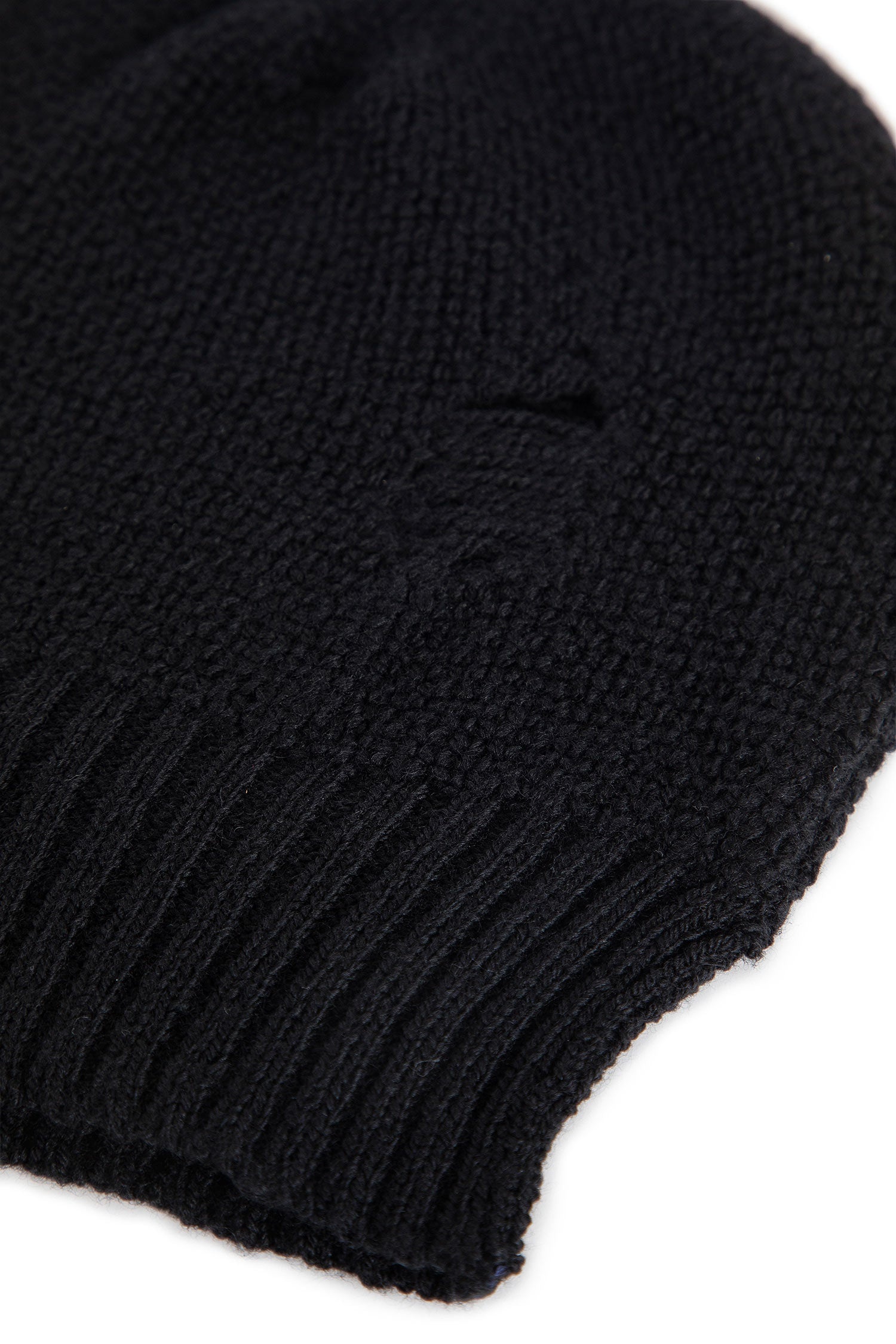 Edon-Destroyed-Seed-Stitch-Beanie - 3