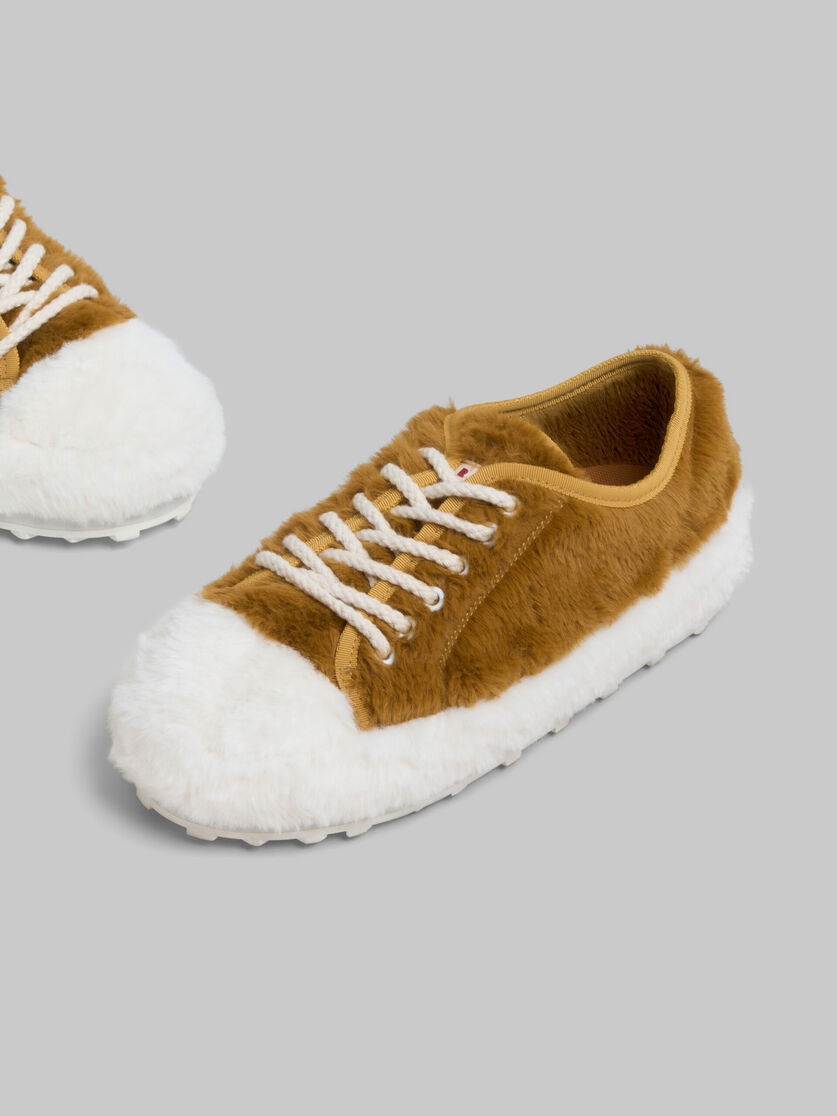 BEIGE TEDDY TENNIS SNEAKER - 5