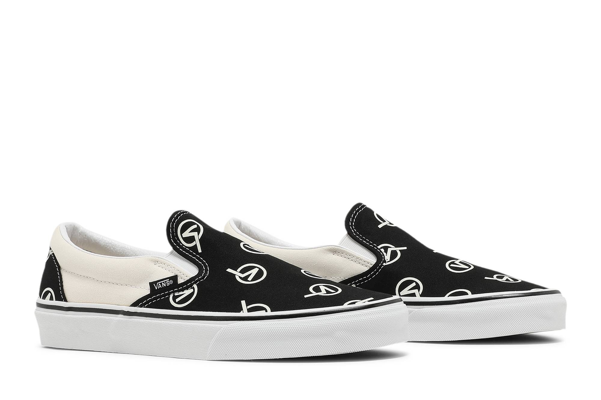 Classic Slip-On 'Circle V' - 8