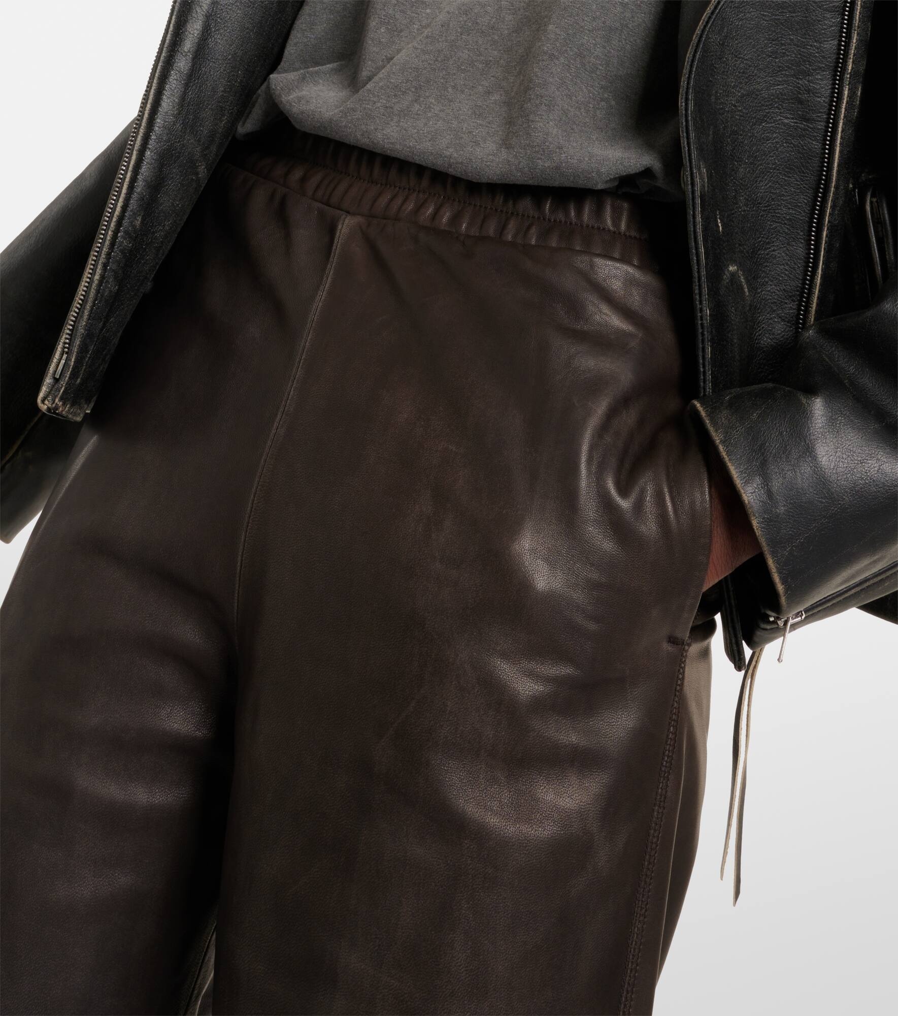 Embossed leather sweatpants - 4