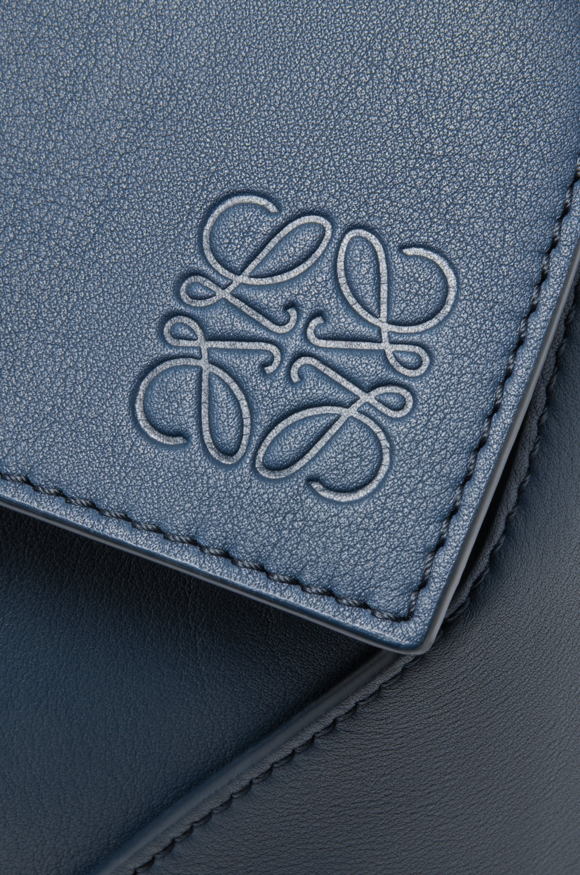 Large Puzzle Edge bag in classic calfskin - 7