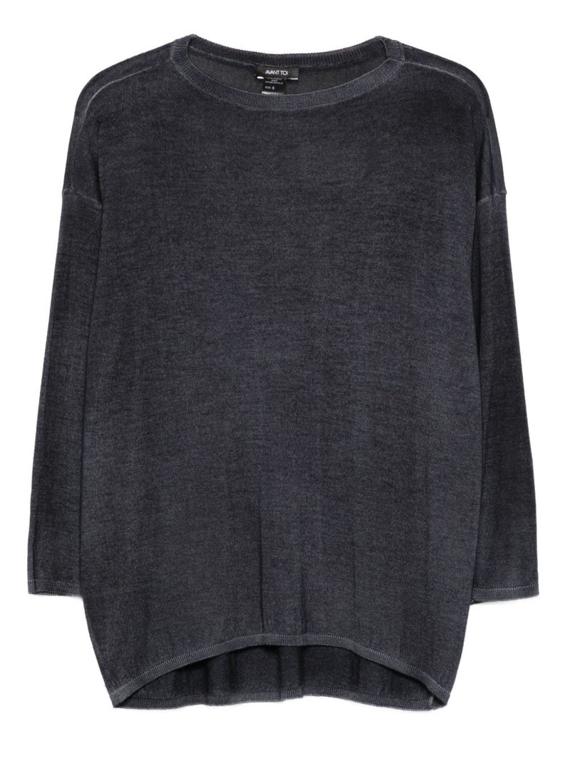 three-quarter sleeve sweater 1