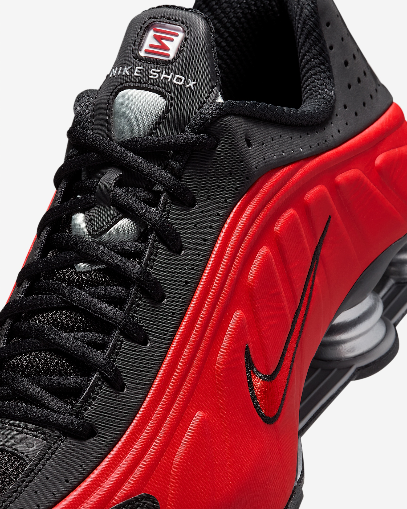 Nike Shox R4 Men's Shoes - 7