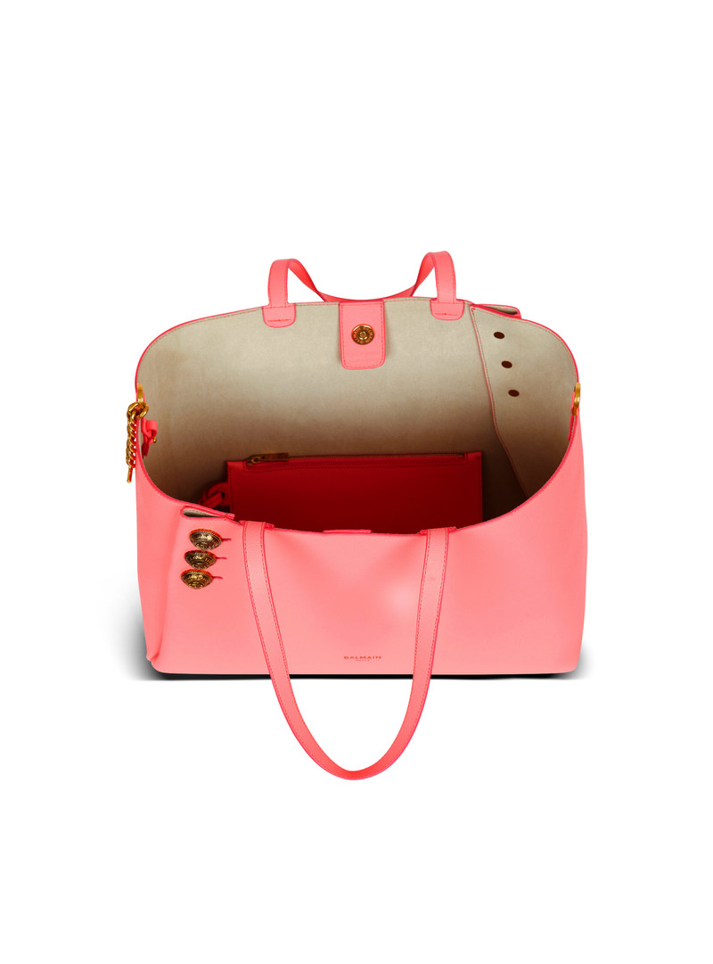 Emblème grained leather tote bag 6