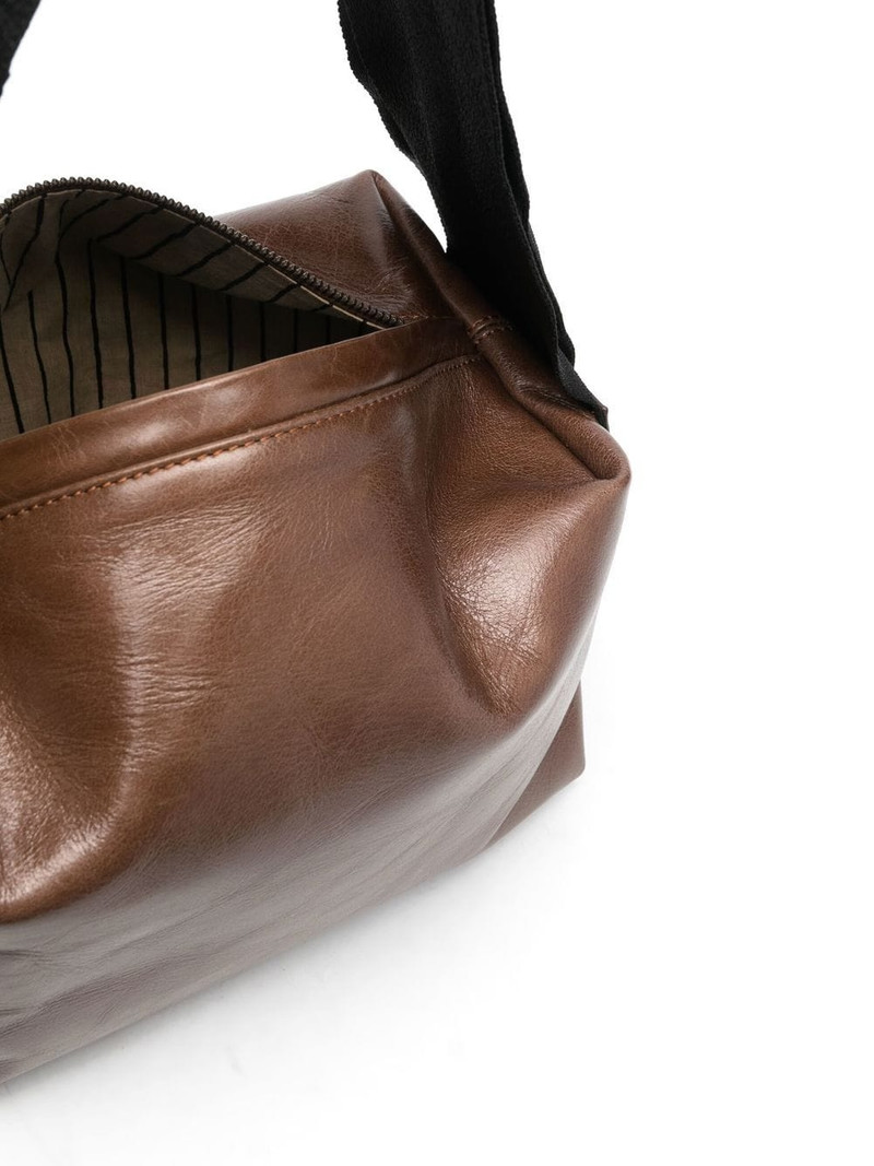 embossed-logo detail shoulder bag 5