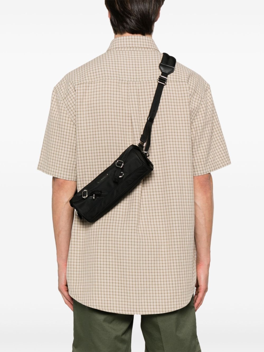 【送料&関税込】Givenchy Voyou Roller Bag BKU04YK1Y1001-03-01.jpg?
