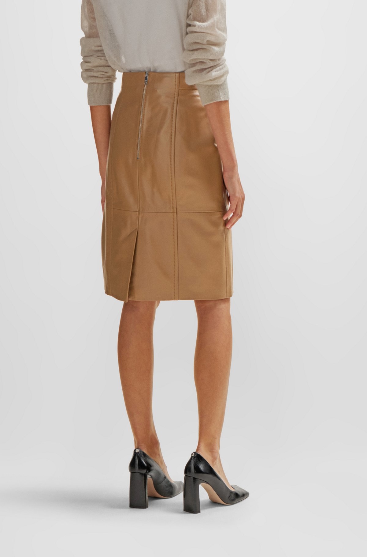 SEAM-DETAIL PENCIL SKIRT IN LAMB LEATHER - 4