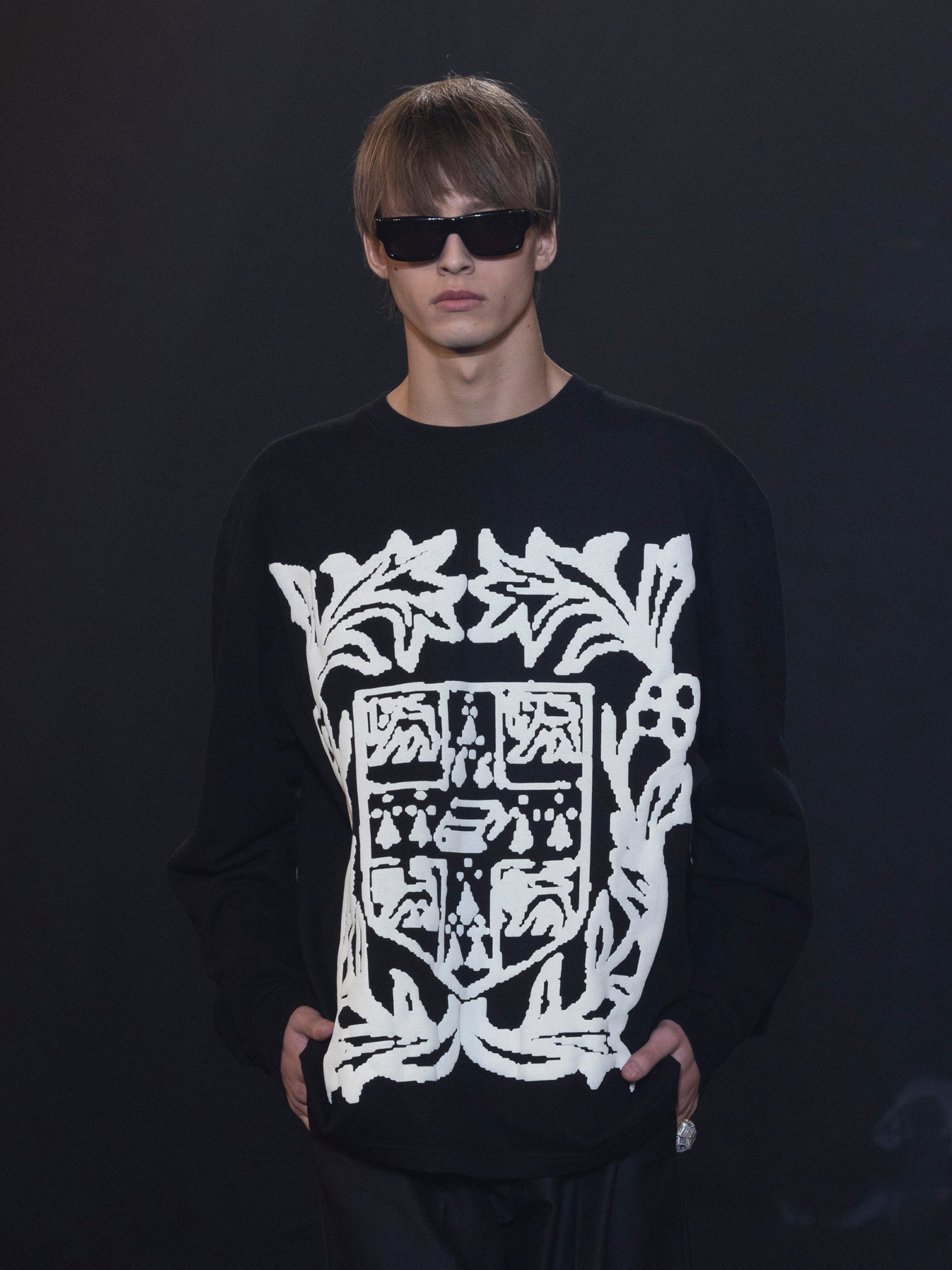 PIXEL RHUDE CREST TEE - 2